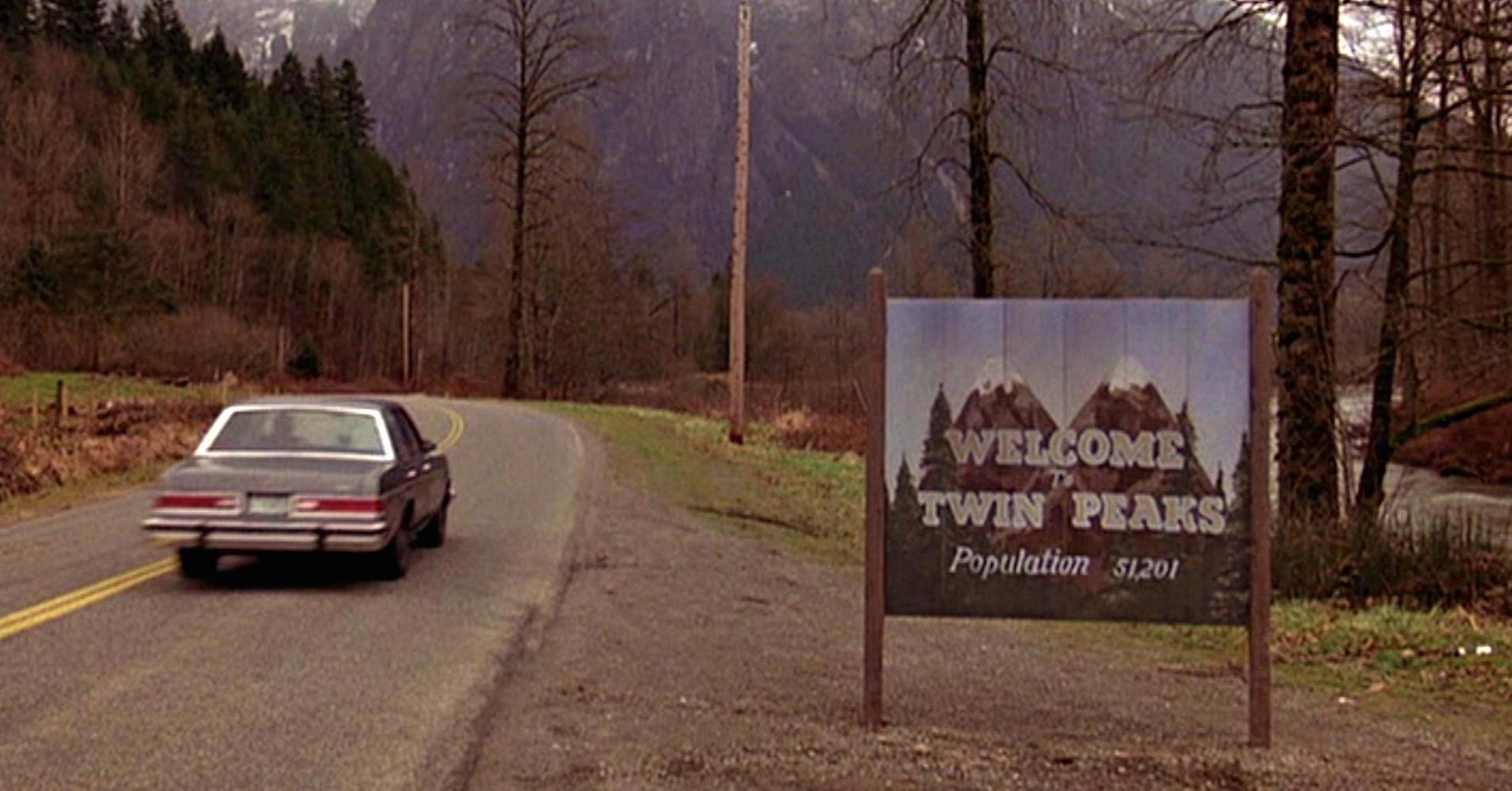 Résultat de recherche d'images pour "ville twin peaks"