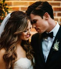 Kayla Ewell et Tanner Novlan lors de lors mariage en 2015.