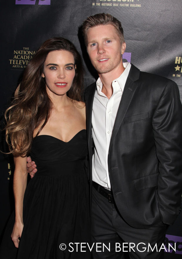 Amelia Heinle et son mari, Thad Luckinbill, ex JT