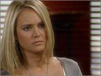 Sharon (Sharon Case) essaye de convaincre Daniel (Michael Graziadei)de prendre le travail offert chez Newman Entreprises. Les Feux de l'Amour, épisode 5102 (25 août 2009, TF1)