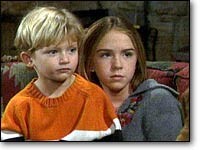 Cassie et Noah veulent des réponses. Les Feux de l'Amour, épisode 7510 (15 novembre 2002, CBS)