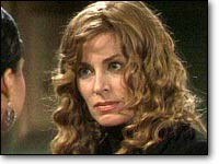 Ashley (Eileen Davidson) veut que Dru se taise. Les Feux de l'Amour, épisode 7521 (17 décembre 2010, TVA)