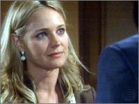 Sharon (Sharon Case) se tourne vers Brad. Les Feux de l'Amour, épisode 8397 (19 mars 2014, TVA)