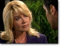 Nikki (Melody Thomas Scott) se demande si Victor est au courant. Les Feux de l'Amour, épisode 4289 (3 mai 2006, RTS)