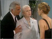 Stephanie (Susan Flannery) reproche l'annulation à Bridget. Amour, Gloire et Beauté, épisode 4836 (6 août 2008, FRANCE2)