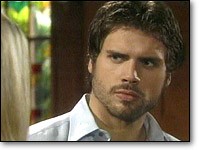 Nicholas (Joshua Morrow) se méfie. Les Feux de l'Amour, épisode 4397 (1 décembre 2006, TF1)