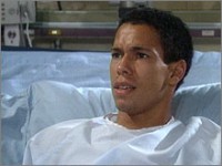 Devon (Bryton McClure) panique. Les Feux de l'Amour, épisode 5224 (26 février 2010, TF1)
