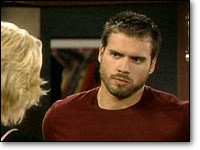 Nicholas (Joshua Morrow) tente de convaincre sa mère. Les Feux de l'Amour, épisode 2036 (24 novembre 2006, RTBF)