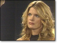 Phyllis (Michelle Stafford) tient bon contre Jack. Les Feux de l'Amour, épisode 7714 (12 septembre 2003, CBS)