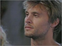 Shane (Dax Griffin) annonce qu'il veut quitter la ville. Top Modèles, épisode 4926 (2 juin 2009, TVA)