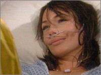 Taylor (Hunter Tylo) est heureuse d'entendre la confession de Nick. Top Models, épisode 5010 (7 mai 2008, RTS)