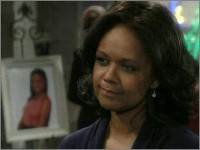 Olivia (Tonya Lee Williams) s'inquiète pour Neil. Les Feux de l'Amour, épisode 2946 (12 avril 2010, RTBF)