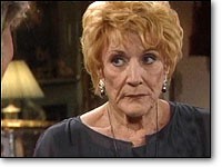 Katherine (Jeanne Cooper) remercie Jill de l'avoir défendue. Les Feux de l'Amour, épisode 7895 (2 juin 2004, CBS)