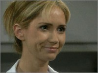 Bridget (Ashley Jones) essaye de rassurer Phoebe quant à sa relation avec Rick. Amour, Gloire et Beauté/Top Models, épisode 5071 (31 mai 2007, CBS)