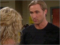 Rick (Kyle Lowder) fait un aveu. Amour, Gloire et Beauté, épisode 5112 (1 septembre 2009, FRANCE2)