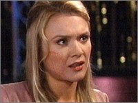 Brittany (Lauren Woodland) stresse à l'idée de mentir à ses parents. Les Feux de l'Amour, épisode 4712 (18 septembre 2007, RTS)