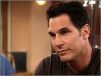 Brad (Don Diamont) fait une demande surprenante. Les Feux de l'Amour, épisode 3103 (22 novembre 2010, RTBF)