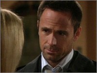 Storm (William DeVry) se demande de quoi parlaient ses soeurs. Top Modèles, épisode 5210 (17 décembre 2009, TVA)