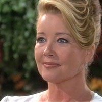 Nikki (Melody Thomas Scott) épouse David. Les Feux de l'Amour, épisode 8893 (15 mars 2016, TVA)