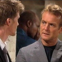 Paul (Doug Davidson) fait une macabre découverte. Les Feux de l'Amour, épisode 5690 (3 février 2012, TF1)