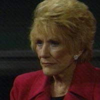 Katherine (Jeanne Cooper) fait un bond dans le passé. Les Feux de l'Amour, épisode 3336 (14 octobre 2011, RTBF)