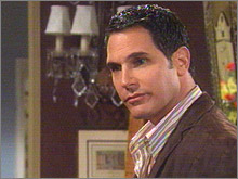 Bradley (Don Diamont) dit à Ashley qu'il quitte Jabot. Les Feux de l'Amour, épisode 4854 (11 août 2008, TF1)