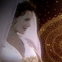 Taylor (Hunter Tylo) et Ridge se remarient. Top Models, épisode 5619 (5 août 2010, RTS)