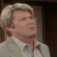 Thorne (Winsor Harmon) pousse son frère à réagir. Top Models, épisode 5642 (21 janvier 2011, RTL9)