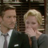 Ambre (Adrienne Frantz) et Daniel savourent la réaction de Phyllis ! Les Feux de l'Amour, épisode 9287 (2 octobre 2017, TVA)