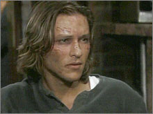 Daniel (Michael Graziadei) se demande pourquoi Cassie risque sa vie. Les Feux de l'Amour, épisode 4877 (9 mai 2008, RTS)