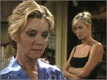 Gloria se confie à Ashley (Eileen Davidson) Les Feux de l'Amour, épisode 2518 (14 août 2008, RTBF)