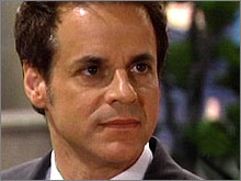Bradley (Don Diamont) donne des conseils à Michael. Les Feux de l'Amour, épisode 4933 (28 juillet 2008, RTS)