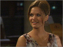 Mac est surprise par le geste romantique de Jeffrey Todd (Thad Luckinbill). Les Feux de l'Amour, épisode 2549 (26 septembre 2008, RTBF)