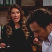Steffy (Jacqueline MacInnes Wood) n'a pas vu son père depuis plus d'un an... Top Models, épisode 7008 (20 juillet 2015, RTS)