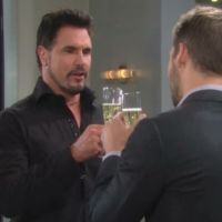 Bill (Don Diamont) et Liam sont satisfaits. Top Models, épisode 7089 (18 octobre 2016, RTL9)