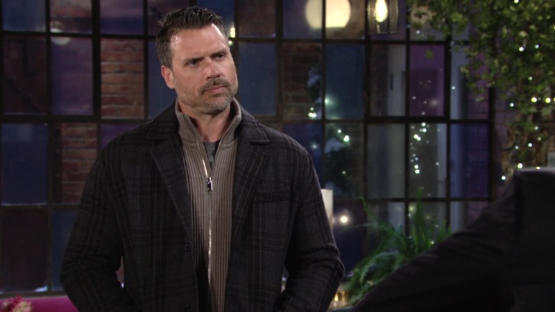 Nick (Joshua Morrow) espère pouvoir compter sur Adam. Les Feux de l'Amour, épisode 9075 (21 octobre 2024, TF1)