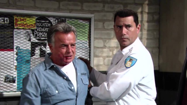 Ian (Ray Wise) se fait agresser en prison ! Les Feux de l'Amour, épisode 5267 (25 mars 2019, RTBF)