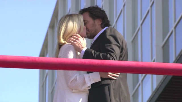 Brooke (Katherine Kelly Lang) et Ridge (Thorsten Kaye)... Top Modèles, épisode 7473 (19 janvier 2018, TVA)
