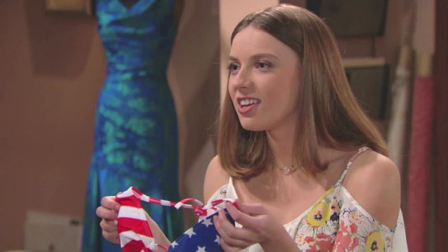 Coco (Courtney Grosbeck) ne se laisse pas faire… Amour, Gloire et Beauté/Top Models, épisode 7621 (4 juillet 2017, CBS)