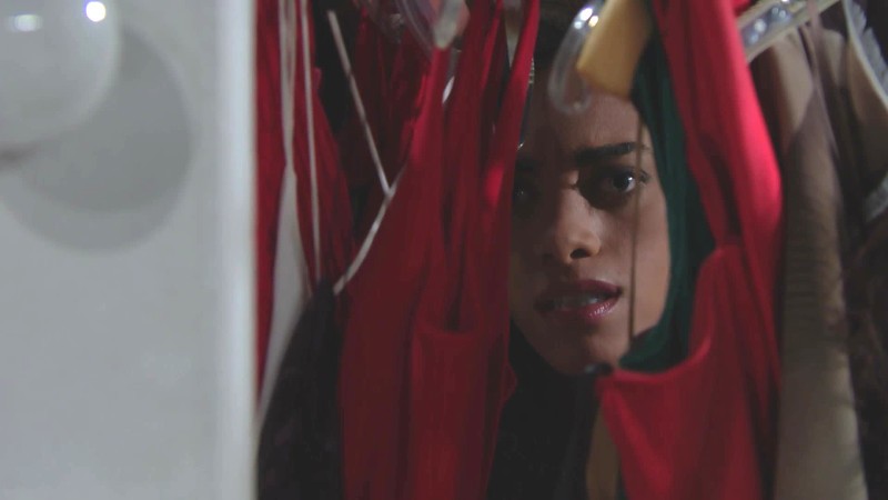 Zoe (Kiara Barnes) se rapproche dangereusement de sa proie… Amour, Gloire et Beauté/Top Models, épisode 7881 (13 juillet 2018, CBS)