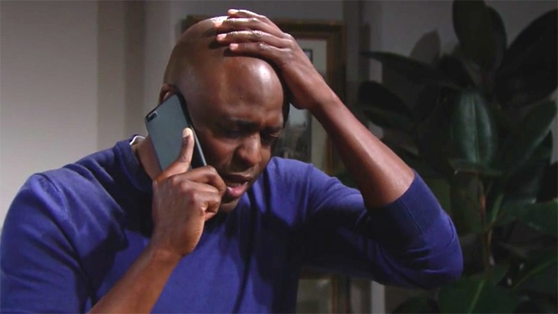 Reese (Wayne Brady) ne sait comment s'y prendre pour rassurer sa fille. Top Modèles, épisode 8029 (7 avril 2020, TVA)