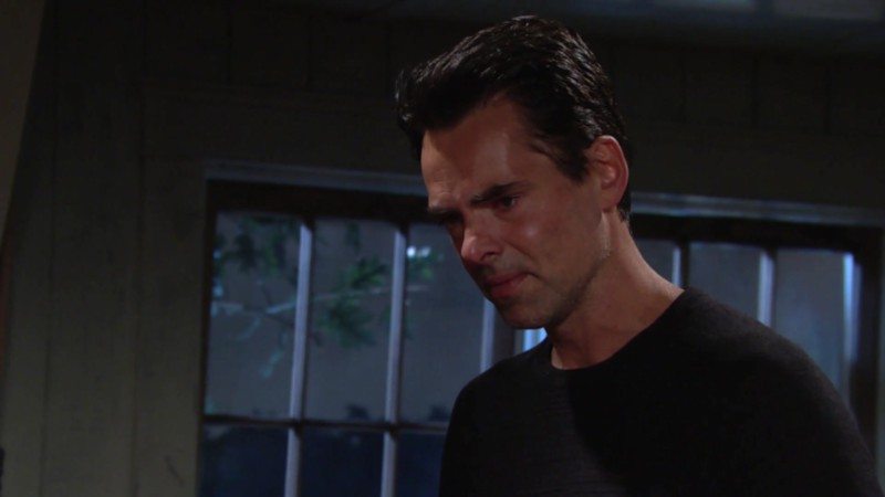 C'est l'heure de faire le bilan pour Billy (Jason Thompson). Les Feux de l'Amour, épisode 8512 (28 juillet 2022, TF1)