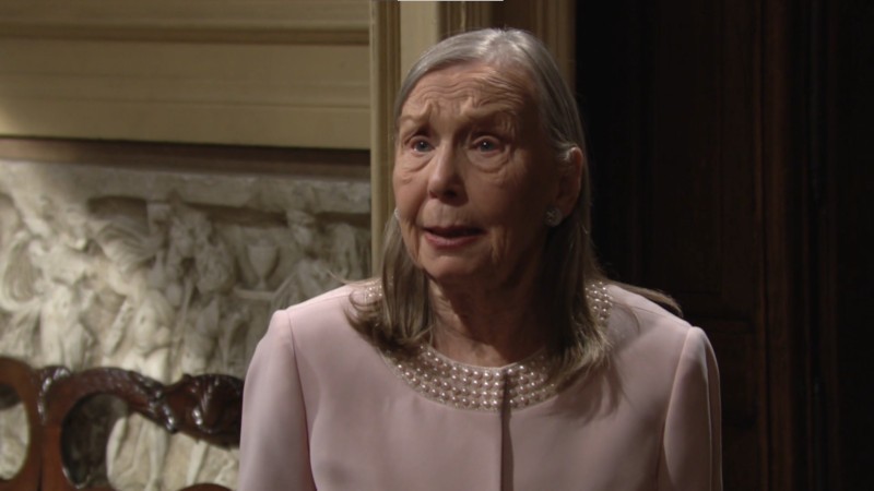 Dina (Marla Adams) fait une dernière demande à Jack. Les Feux de l'Amour, épisode 8708 (5 avril 2023, RTS)