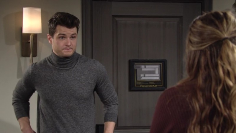 Kyle (Michael Mealor) ne sait plus quoi faire... Les Feux de l'Amour, épisode 8801 (18 septembre 2023, RTS)