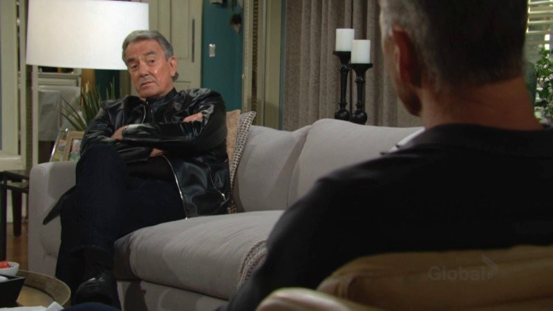 Victor (Eric Braeden) veut en savoir plus sur les intentions d'Ashland. Les Feux de l'Amour, épisode 6500 (20 février 2024, RTBF)