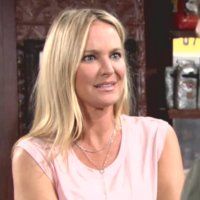 Sharon (Sharon Case) ne comprend pas les inquiétudes de Noah. Les Feux de l'Amour, épisode 5067 (7 mai 2018, RTBF)