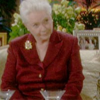 Stephanie (Susan Flannery) apprécie sa soirée avec Eric... Top Models, épisode 5909 (14 juillet 2011, RTS)