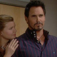 Bill (Don Diamont) se fait un sang d'encre pour son fils. Top Modèles, épisode 6009 (7 mars 2012, TVA)