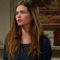 Victoria (Amelia Heinle) campe sur ses positions. Les Feux de l'Amour, épisode 9594 (19 décembre 2018, TVA)