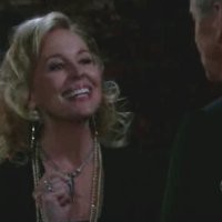 Genevieve (Genie Francis) vit enfin le moment tant attendu ! Les Feux de l'Amour, épisode 9670 (18 avril 2019, TVA)